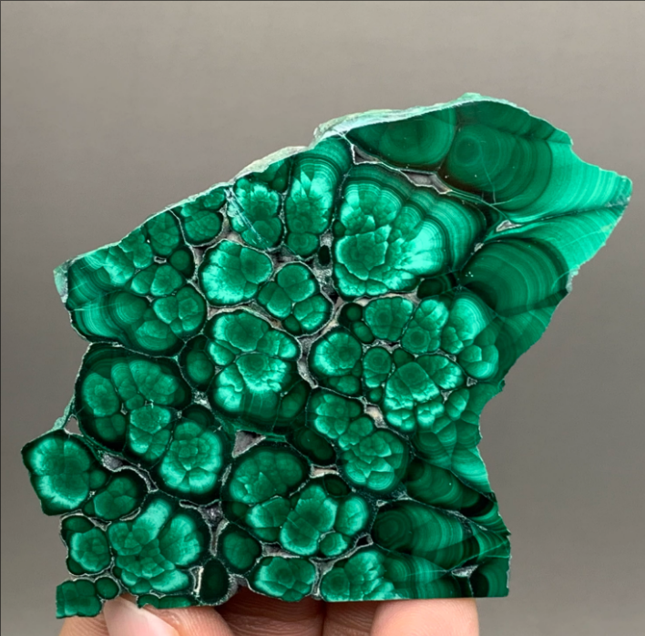 Malachite natural mineral crystal ore specimens