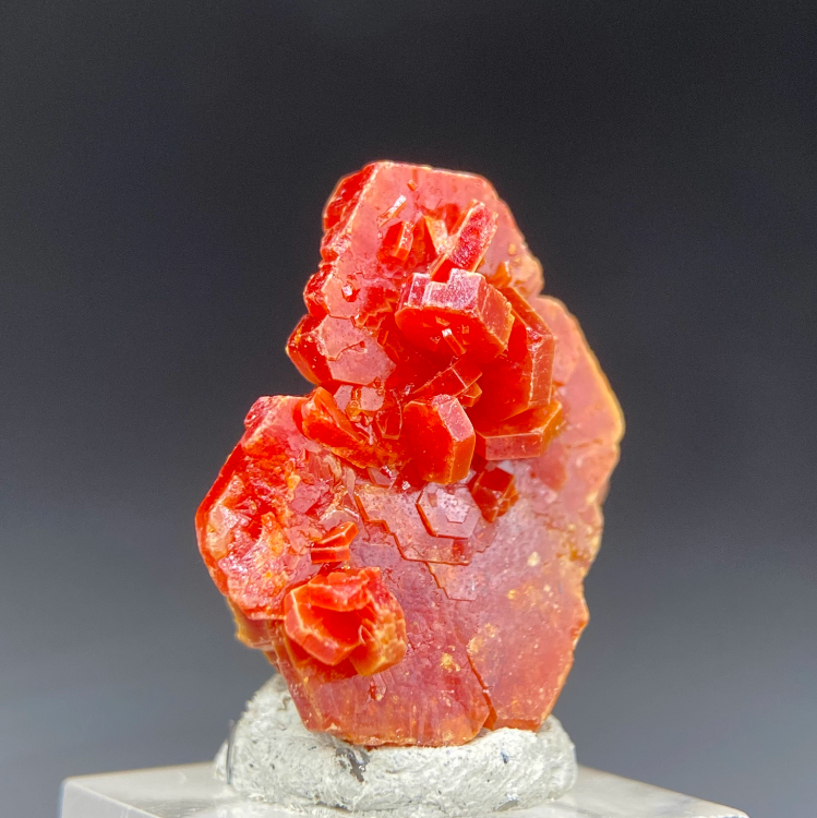 Moroccan vanadium lead ore natural mineral flamentary crystal ore specimen raw stone