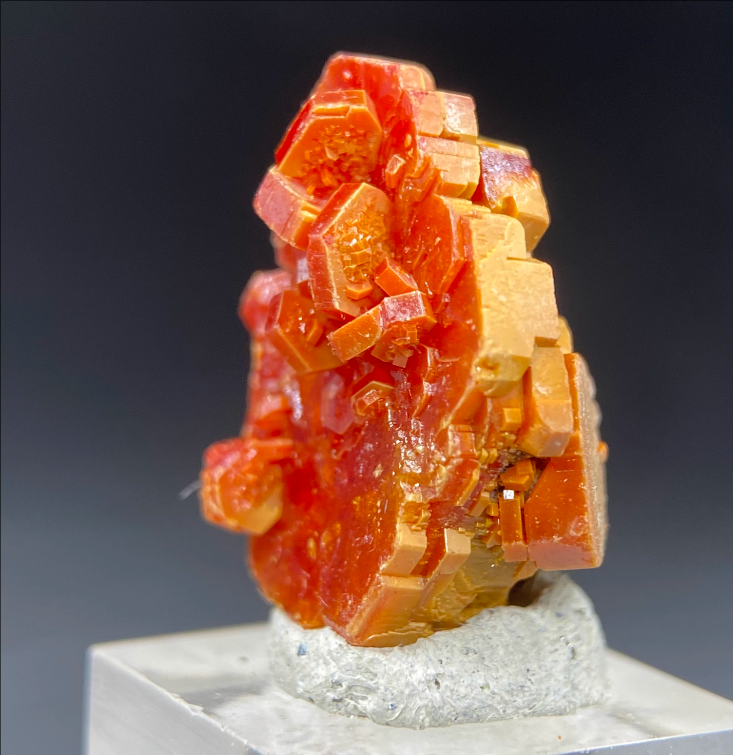 Moroccan vanadium lead ore natural mineral flamentary crystal ore specimen raw stone